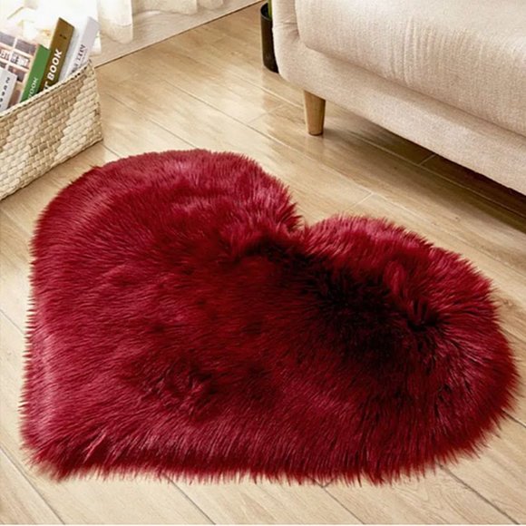 Natasha Amore Blush Pink Small Fluffy Heart Shaped Rug Mat - Picture 4 of 9